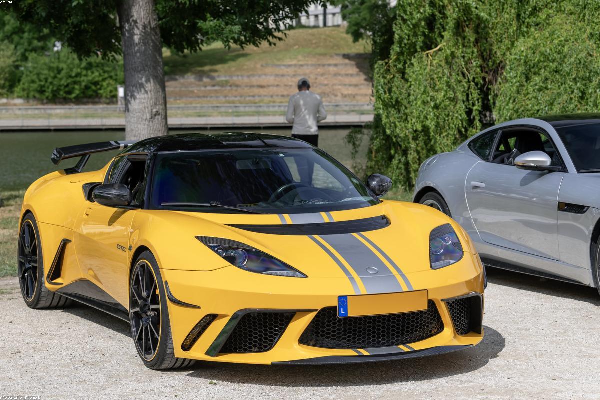 Al Gore wealth profile