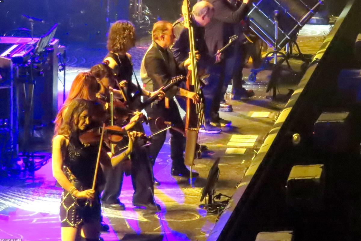 Drake wealth profile