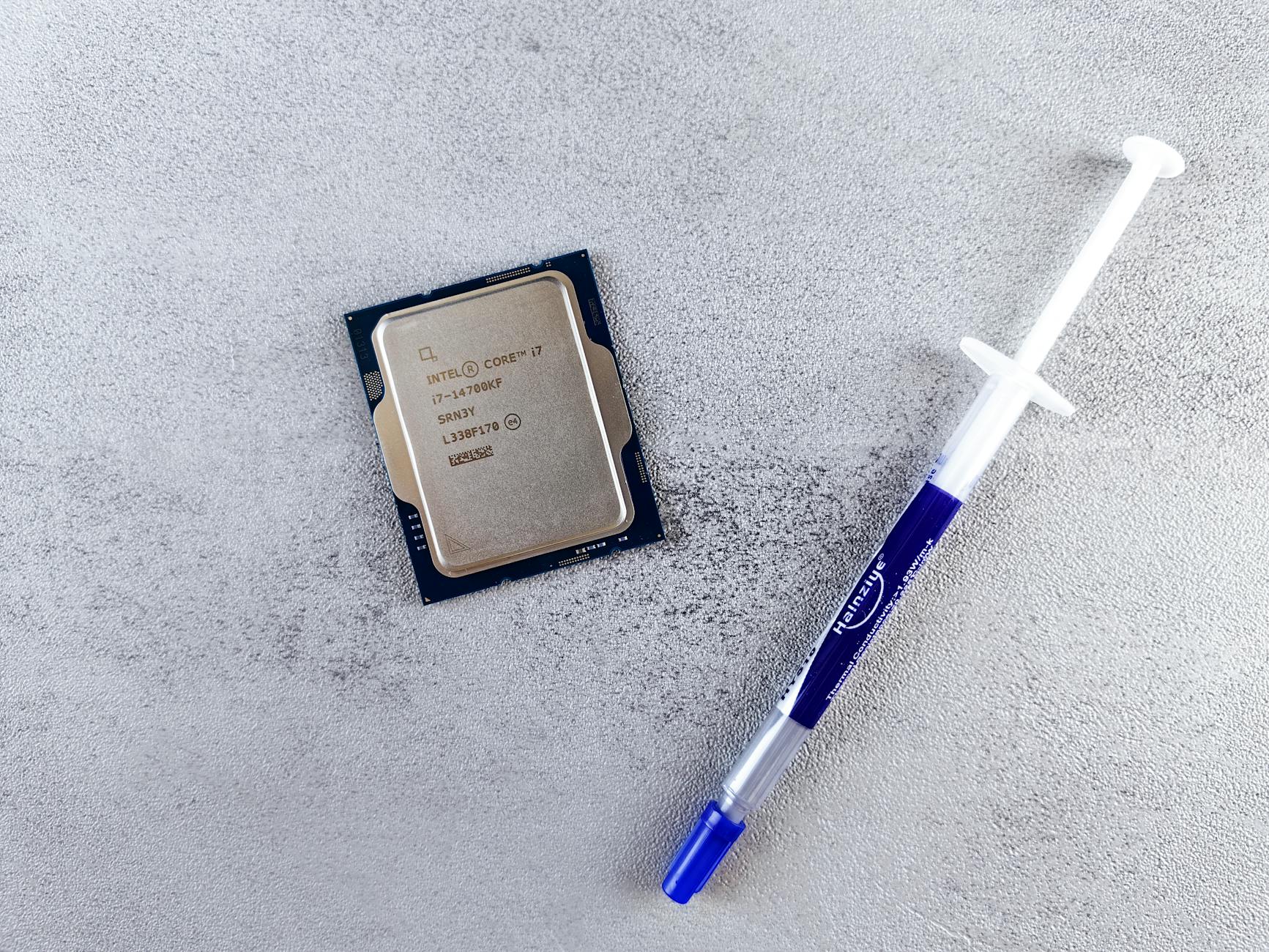 How Did Rihanna Build a Billion-Dollar Net Worth?