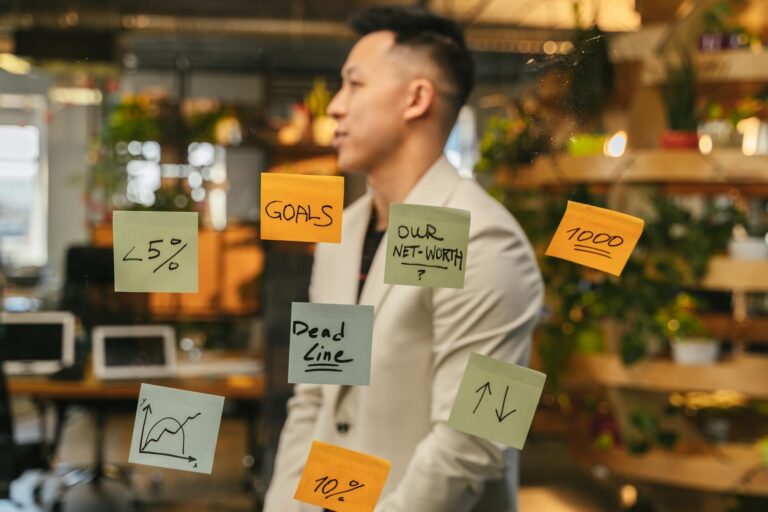 What Is the Net Worth of Ellen DeGeneres - Featured image