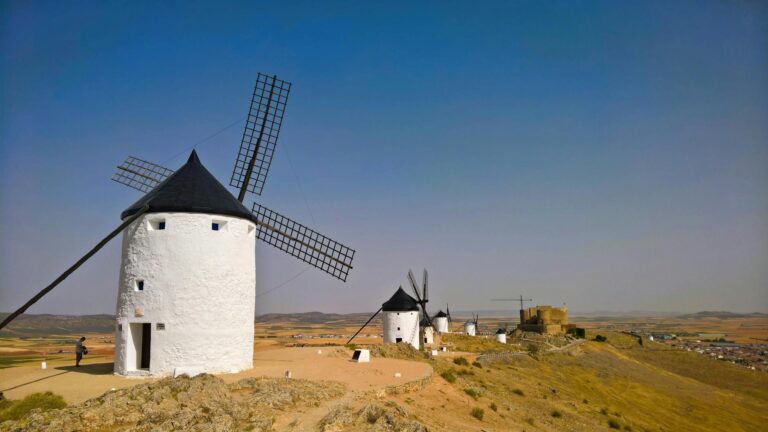 Where Does Jadon Sancho Live - Featured image