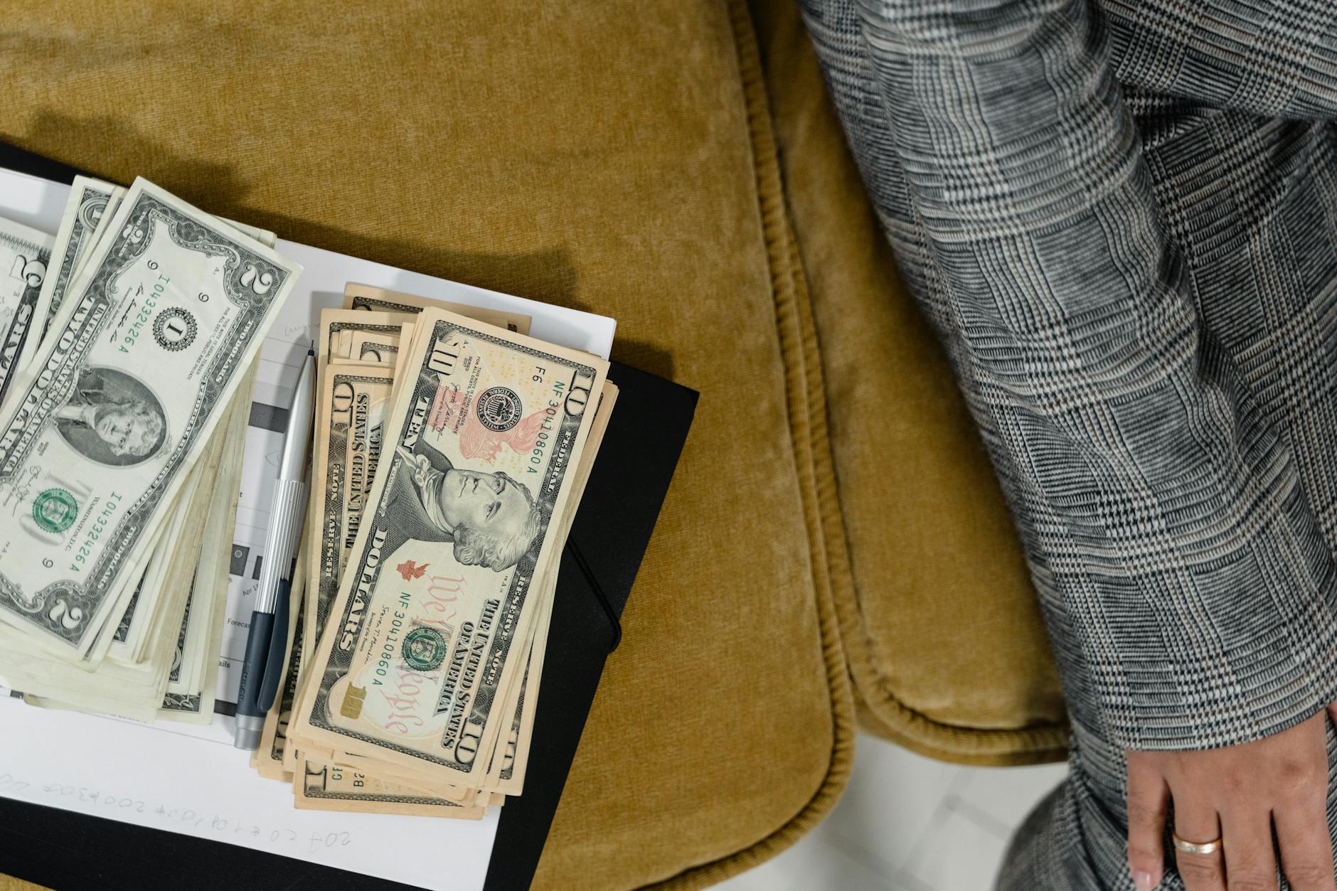 Limitations of Valuation Secrecy