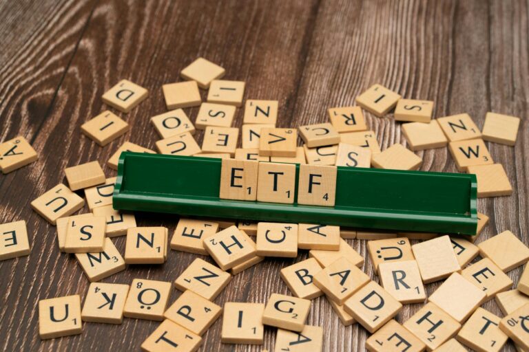 What Is SoFi Invest Worth? - Featured image
