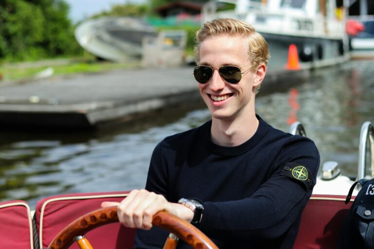Miniminter Luxury Lifestyle and Spending Habits - Featured image