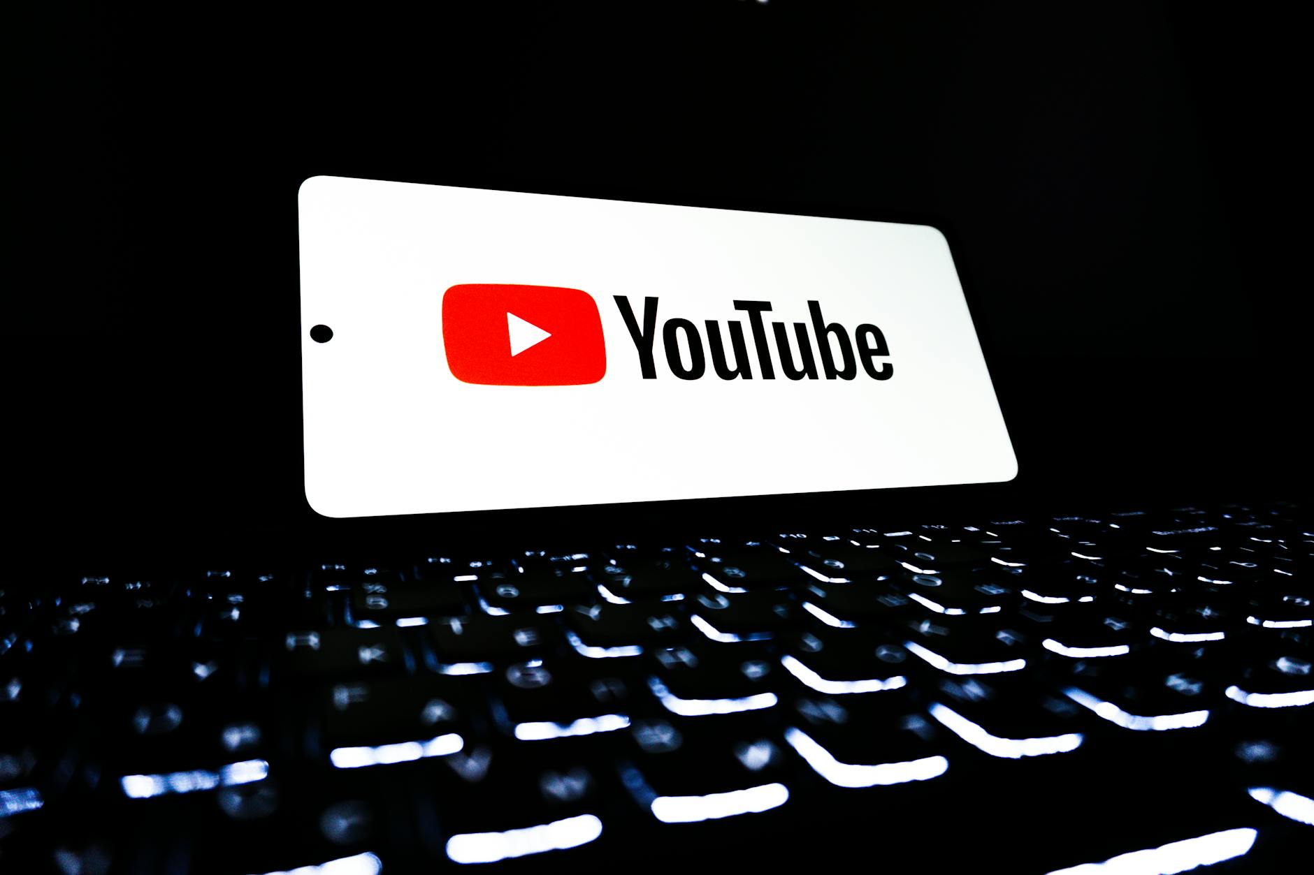 Sykkuno's Streaming Career and Platform Growth