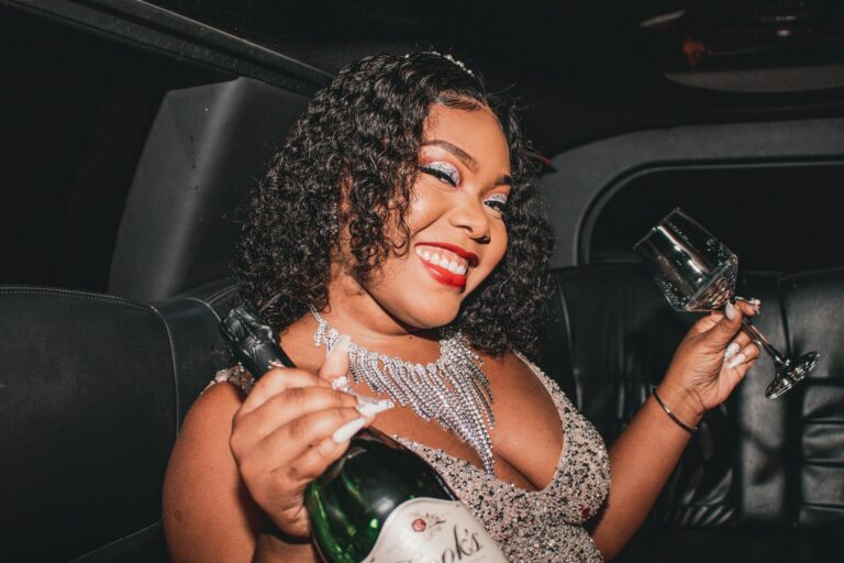 What Is the Net Worth of Lizzo - Featured image