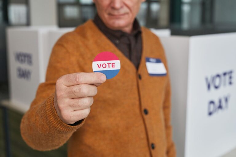 California Voters Will Decide On 5 Percent Billionaire Wealth Tax This November - Featured image