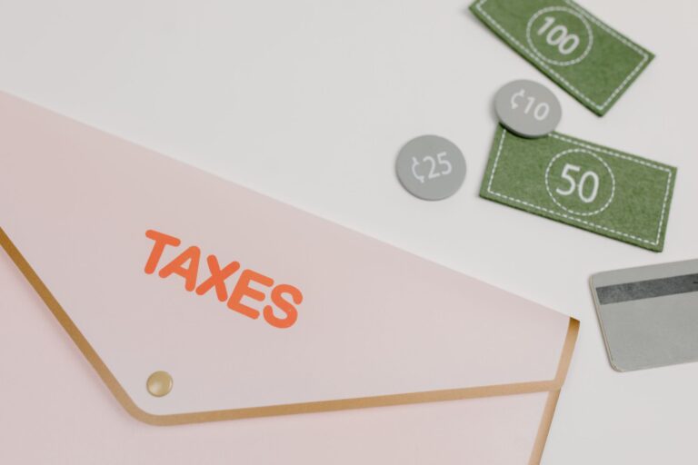 Billionaire Tax Planning Guide: What Wealthy Individuals Should Know About Taxes - Featured image