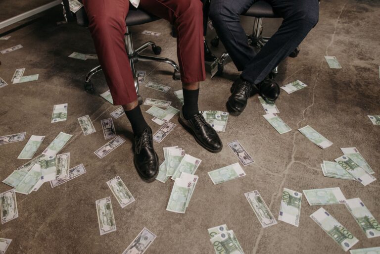 Documentary Exposes Switzerland's Hidden Wealth Gap and Social Inequality - Featured image