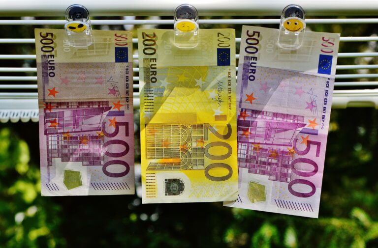 How Investing $500 Monthly in Three ETFs Can Build Million Dollar Wealth - Featured image