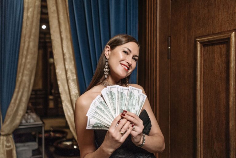Billionaire Alice Andrews' Path to Success Revealed in New Profile - Featured image