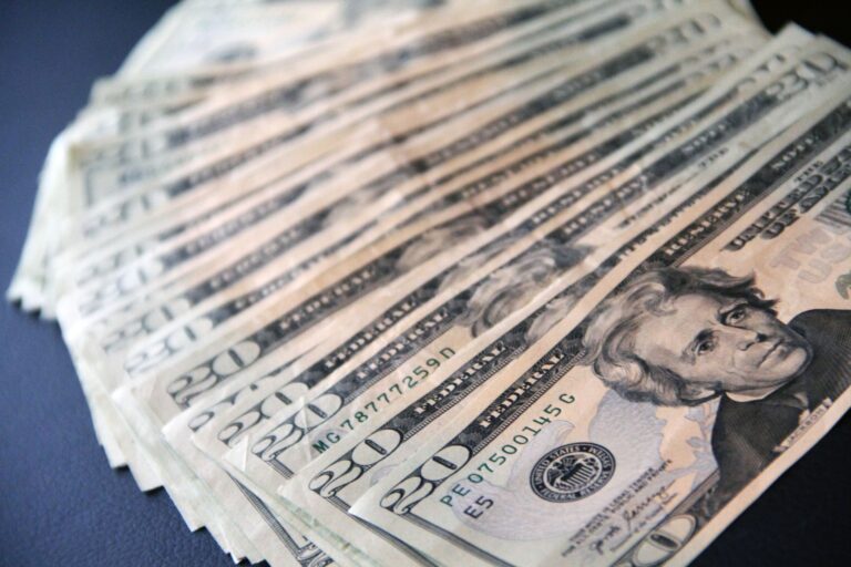 Richest Explained: How Public Estimates Are Calculated - Featured image